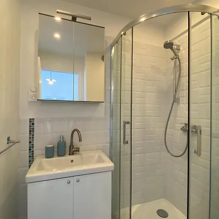 06at1 - Cosy Seaside In An Ideal Location Lägenhet