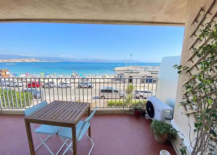 06at1 - Cosy Seaside In An Ideal Location * أنتيب