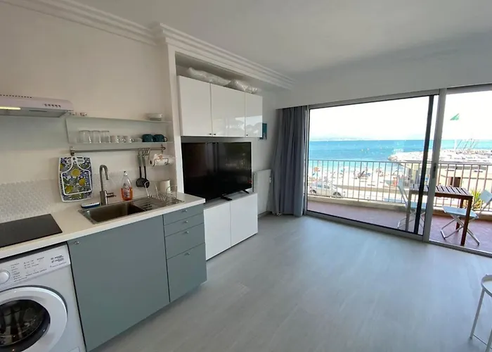 Apartment 06at1 - Cosy Seaside In An Ideal Location Antibes