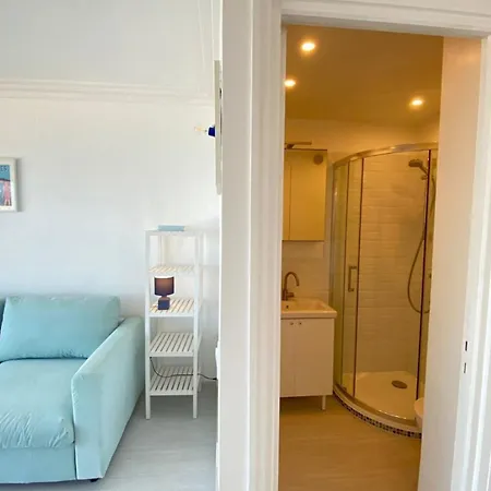 06at1 - Cosy Seaside In An Ideal Location * Antibes