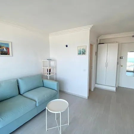 06at1 - Cosy Seaside In An Ideal Location *