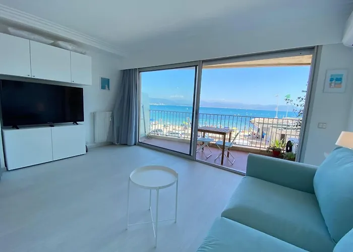 06at1 - Cosy Seaside In An Ideal Location